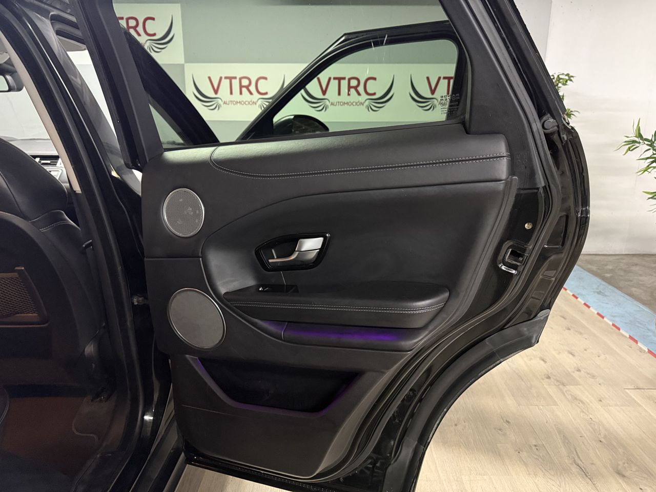 Land-Rover Range Rover Evoque 2.0L Si4 4x4 HSE  - Foto 13