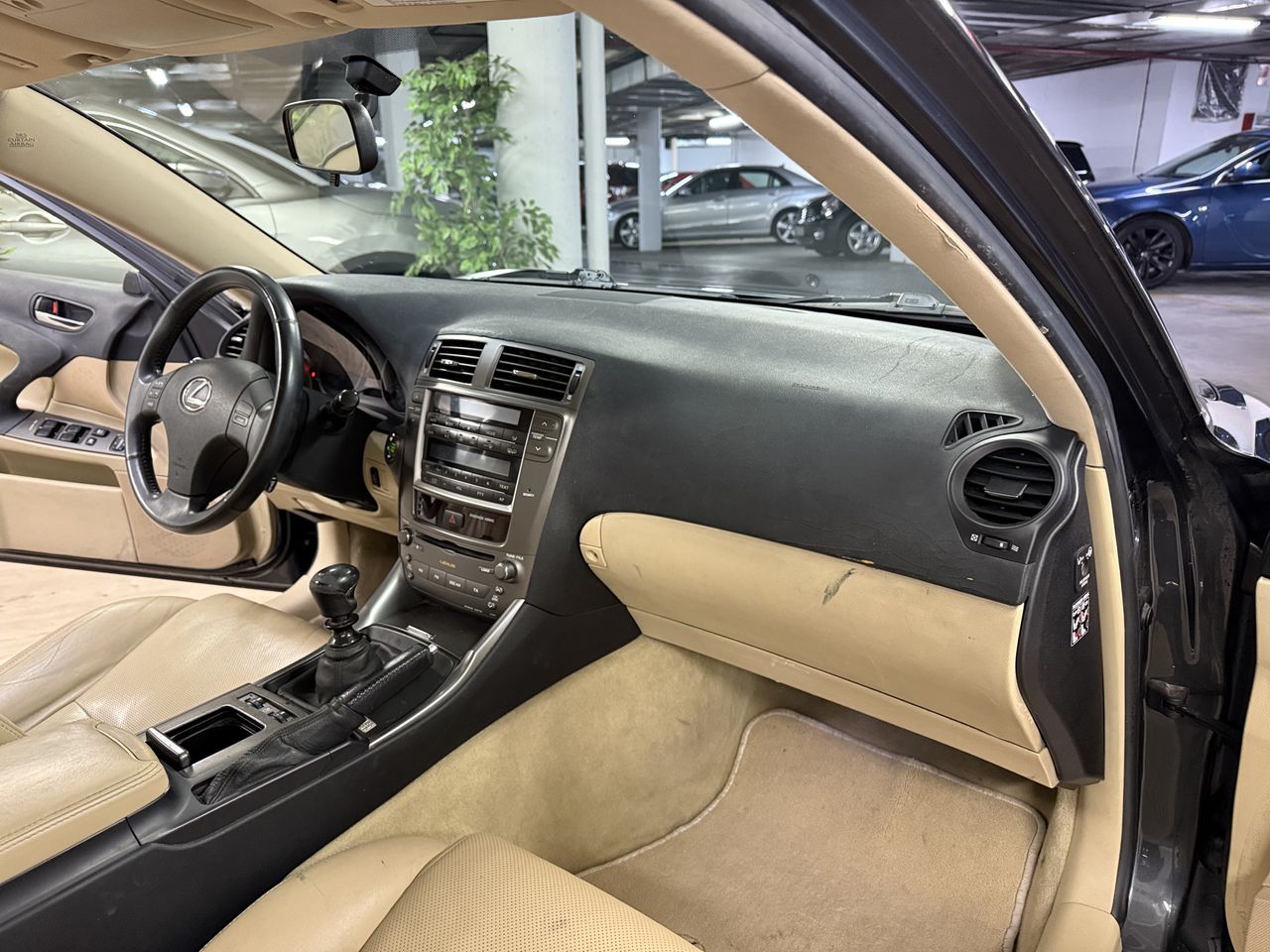 Lexus IS 220D  - Foto 14