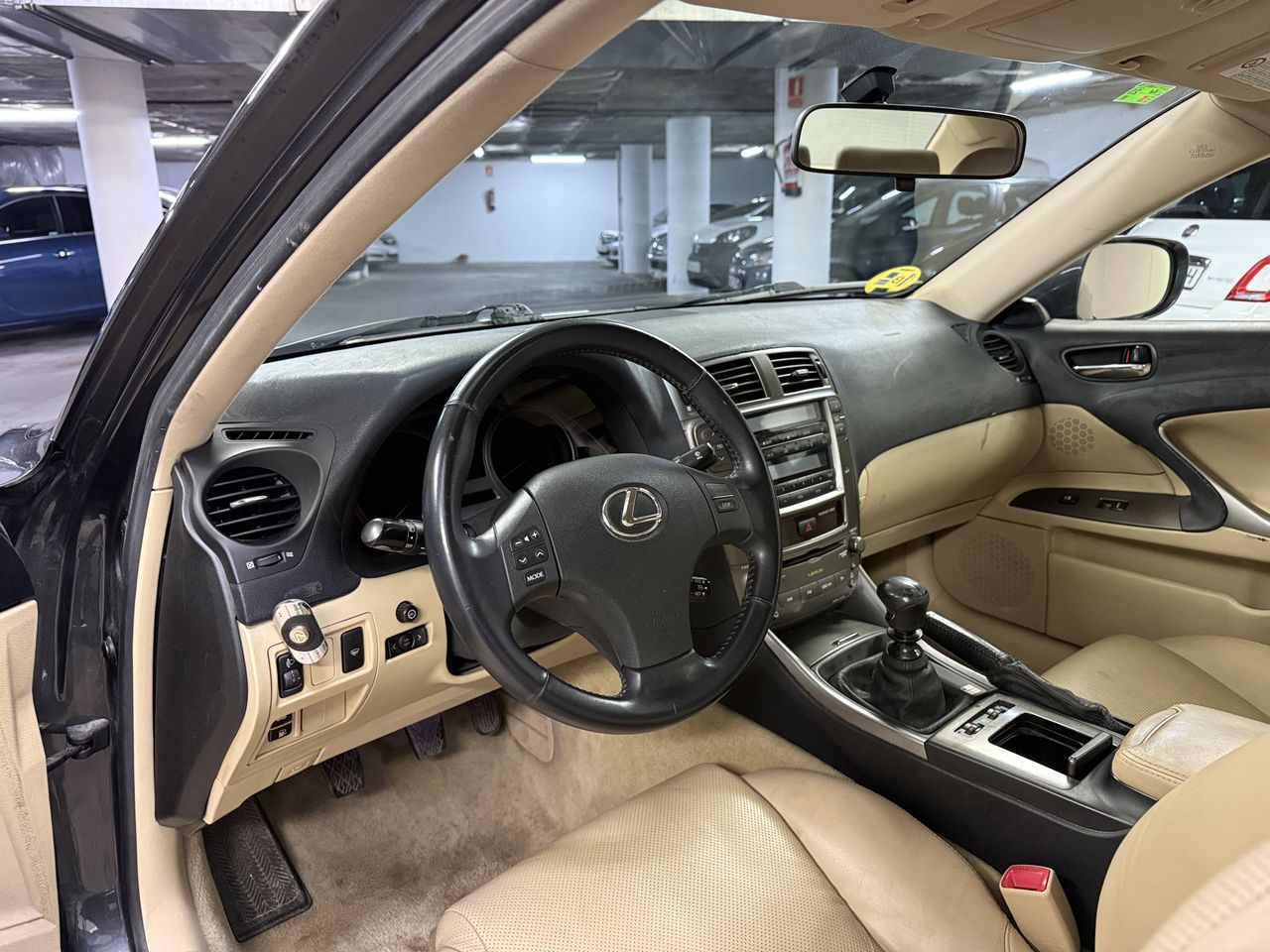 Lexus IS 220D  - Foto 8