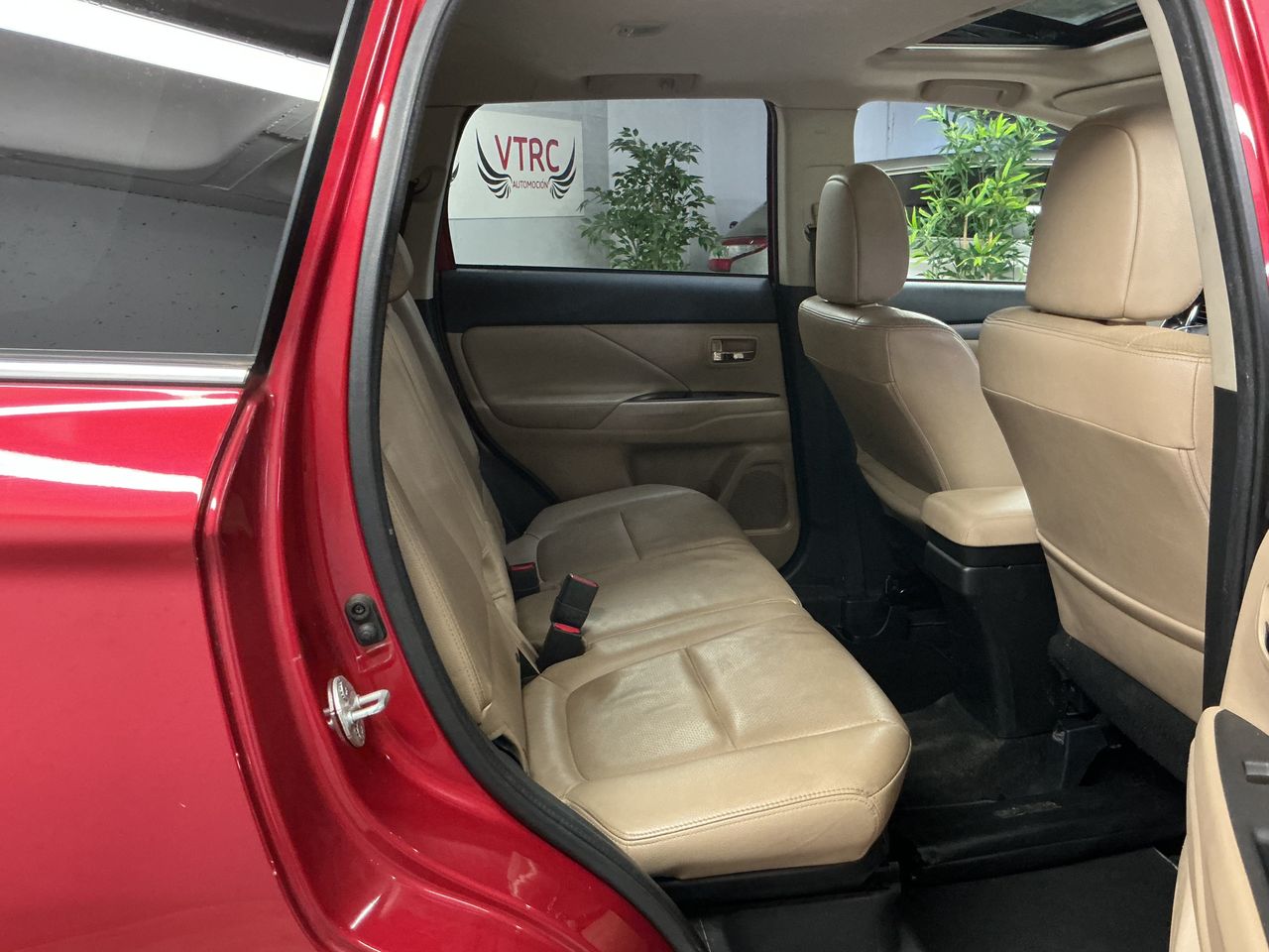Mitsubishi Outlander 220 DID Kaiteki Auto 4WD  - Foto 11
