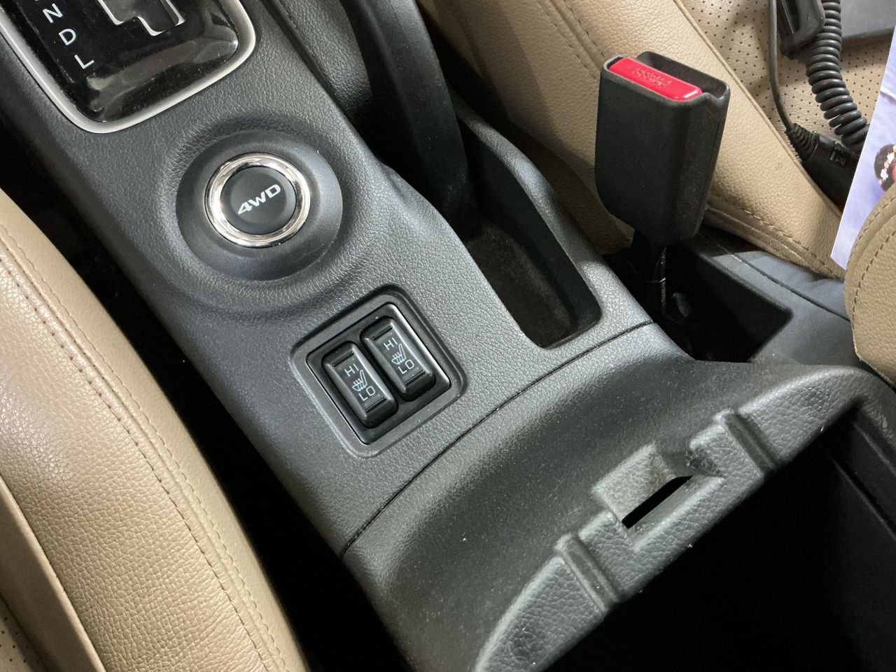 Mitsubishi Outlander 220 DID Kaiteki Auto 4WD  - Foto 28