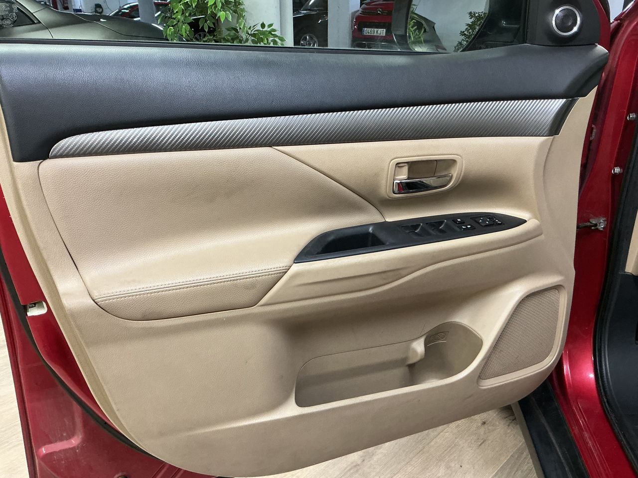 Mitsubishi Outlander 220 DID Kaiteki Auto 4WD  - Foto 20