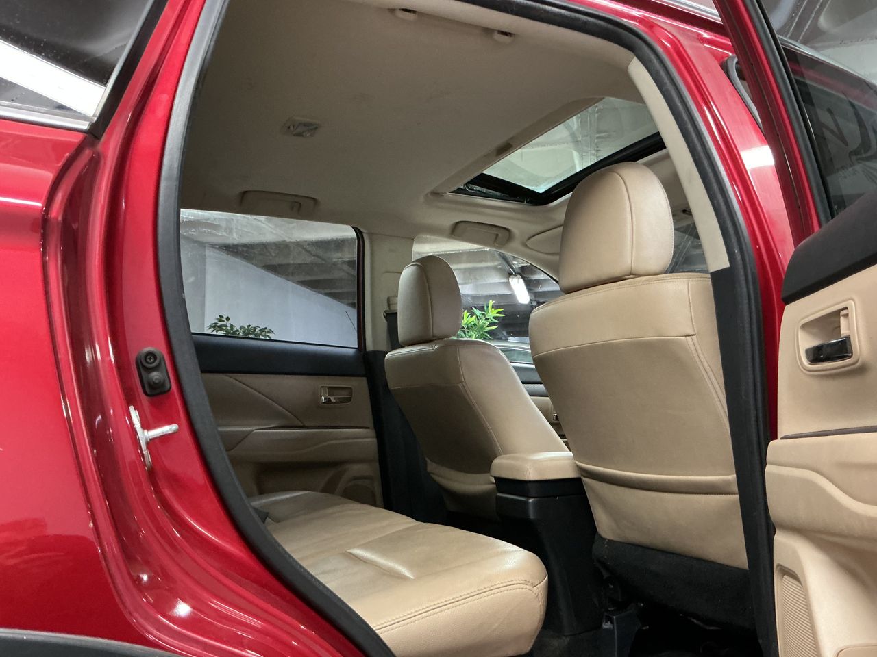 Mitsubishi Outlander 220 DID Kaiteki Auto 4WD  - Foto 12