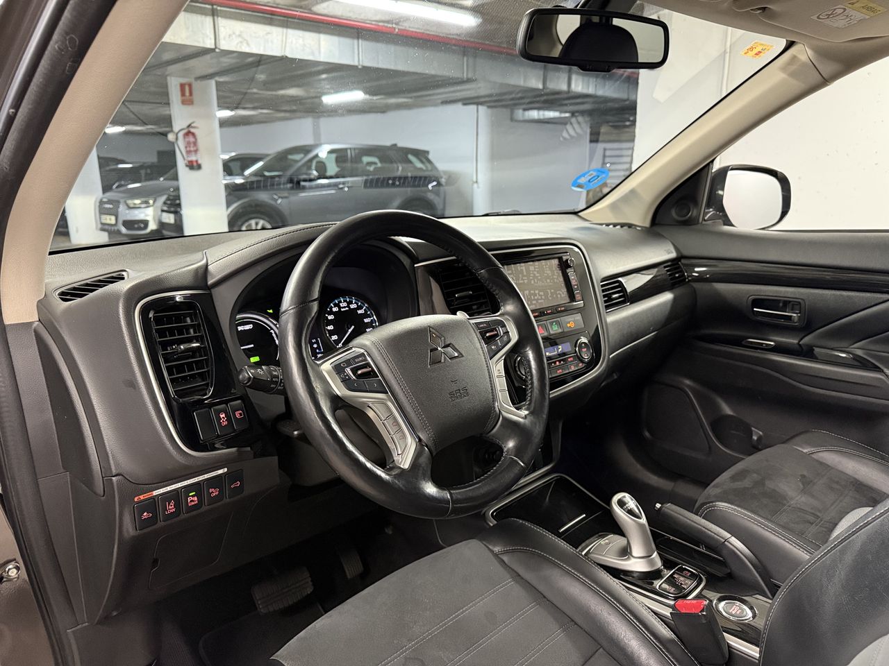 Mitsubishi Outlander plug-in híbrido OUTLANDER PHEV KAITEKI 4WD  - Foto 18