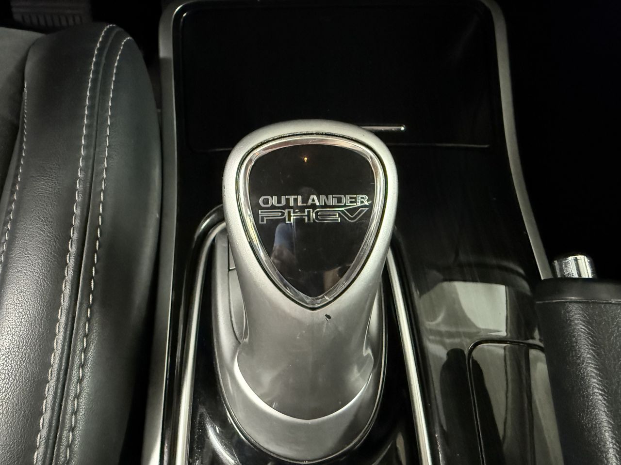 Mitsubishi Outlander plug-in híbrido OUTLANDER PHEV KAITEKI 4WD  - Foto 26