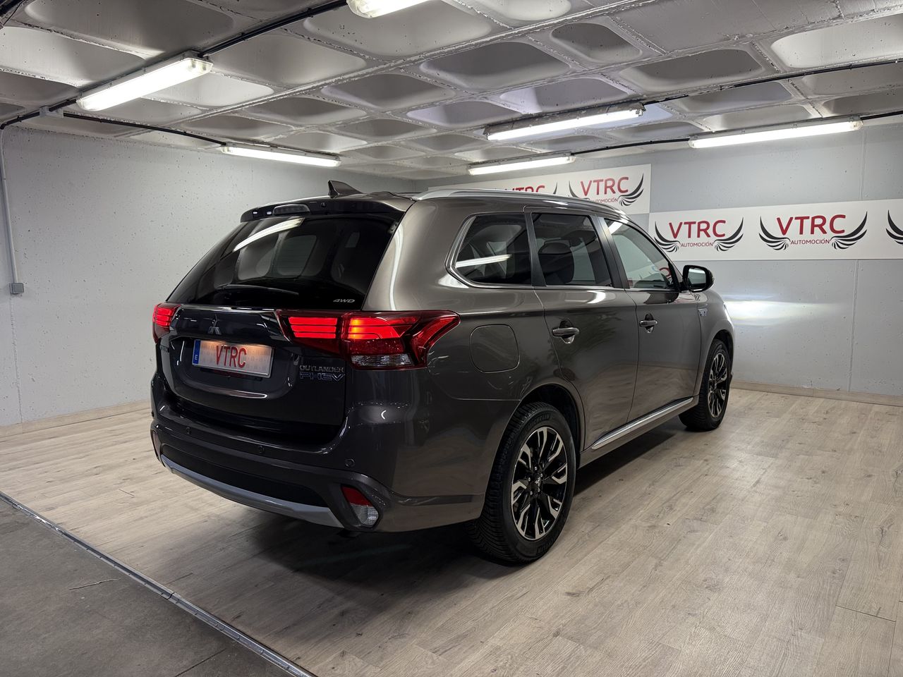 Mitsubishi Outlander plug-in híbrido OUTLANDER PHEV KAITEKI 4WD  - Foto 36