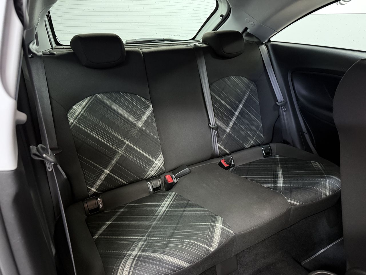 Opel Corsa COLOR EDITION 90  - Foto 10