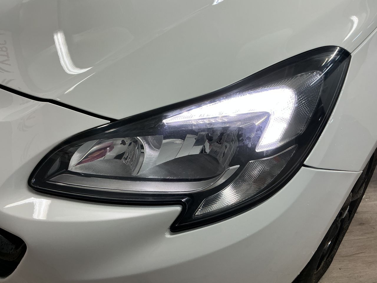 Opel Corsa COLOR EDITION 90  - Foto 19