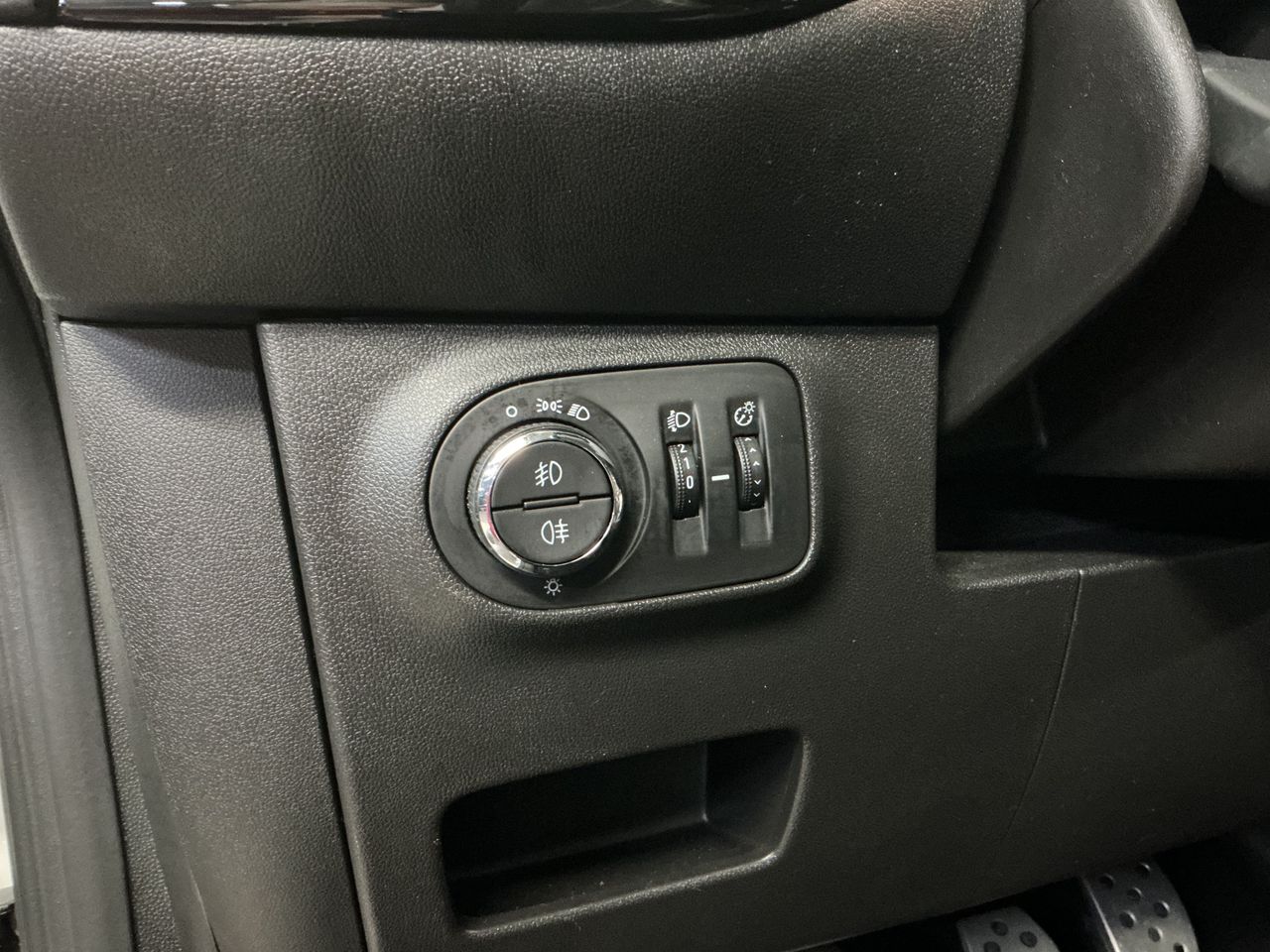 Opel Corsa COLOR EDITION 90  - Foto 25