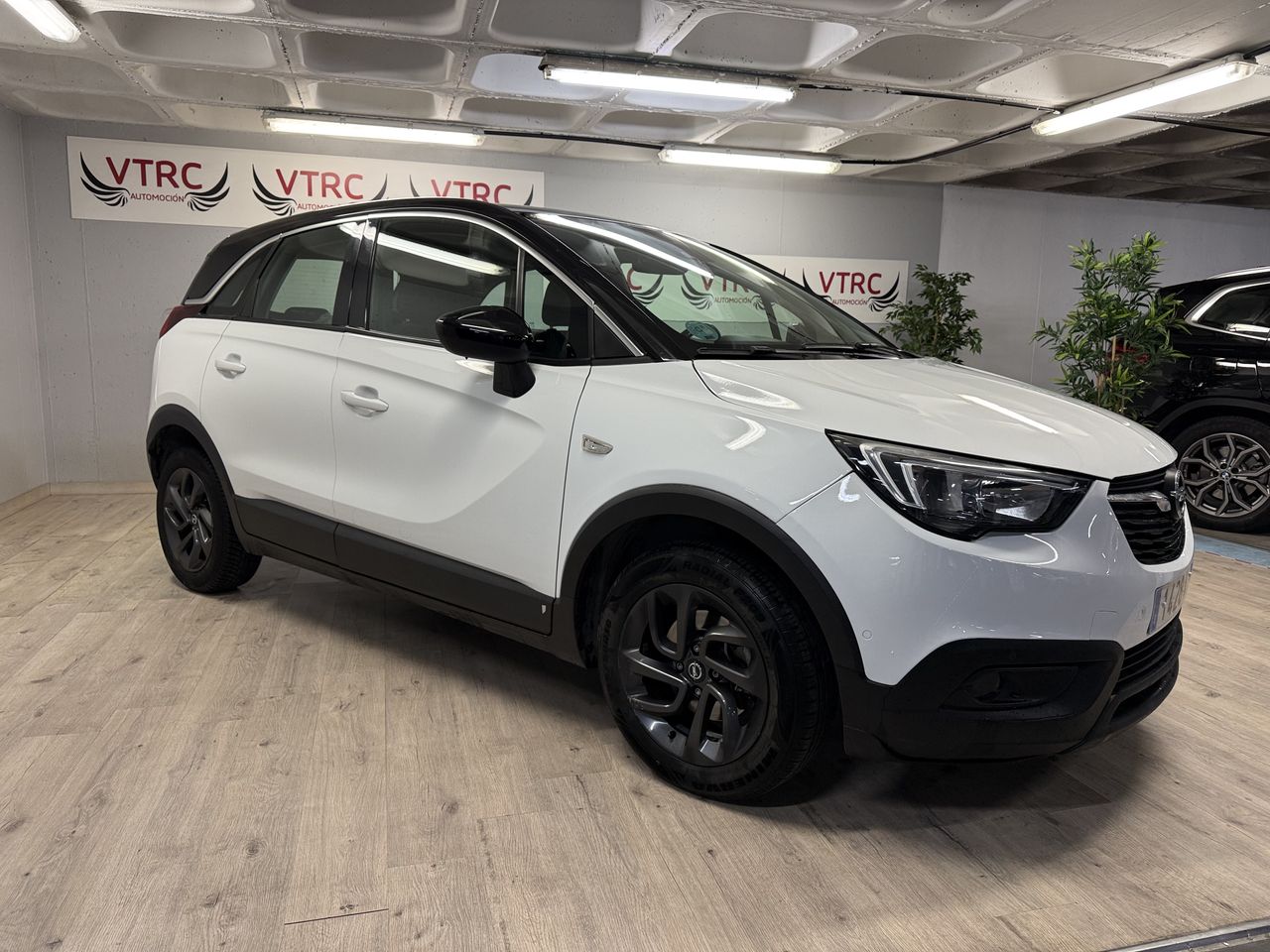 Opel Crossland X 1.2T S&S DESIGN LINE - 120 ANIVERSARIO x - Foto 27