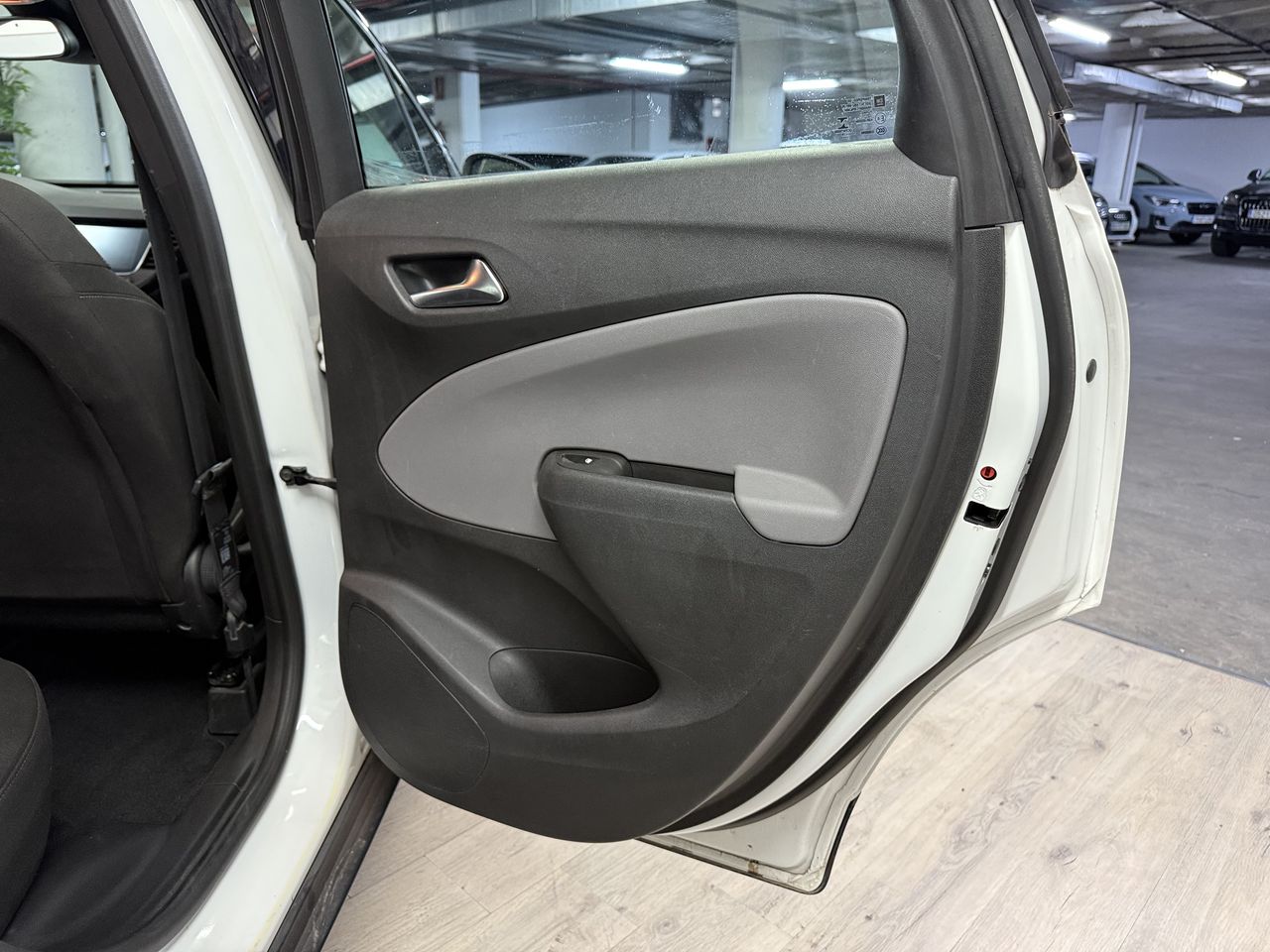 Opel Crossland X 1.2T S&S DESIGN LINE - 120 ANIVERSARIO x - Foto 8