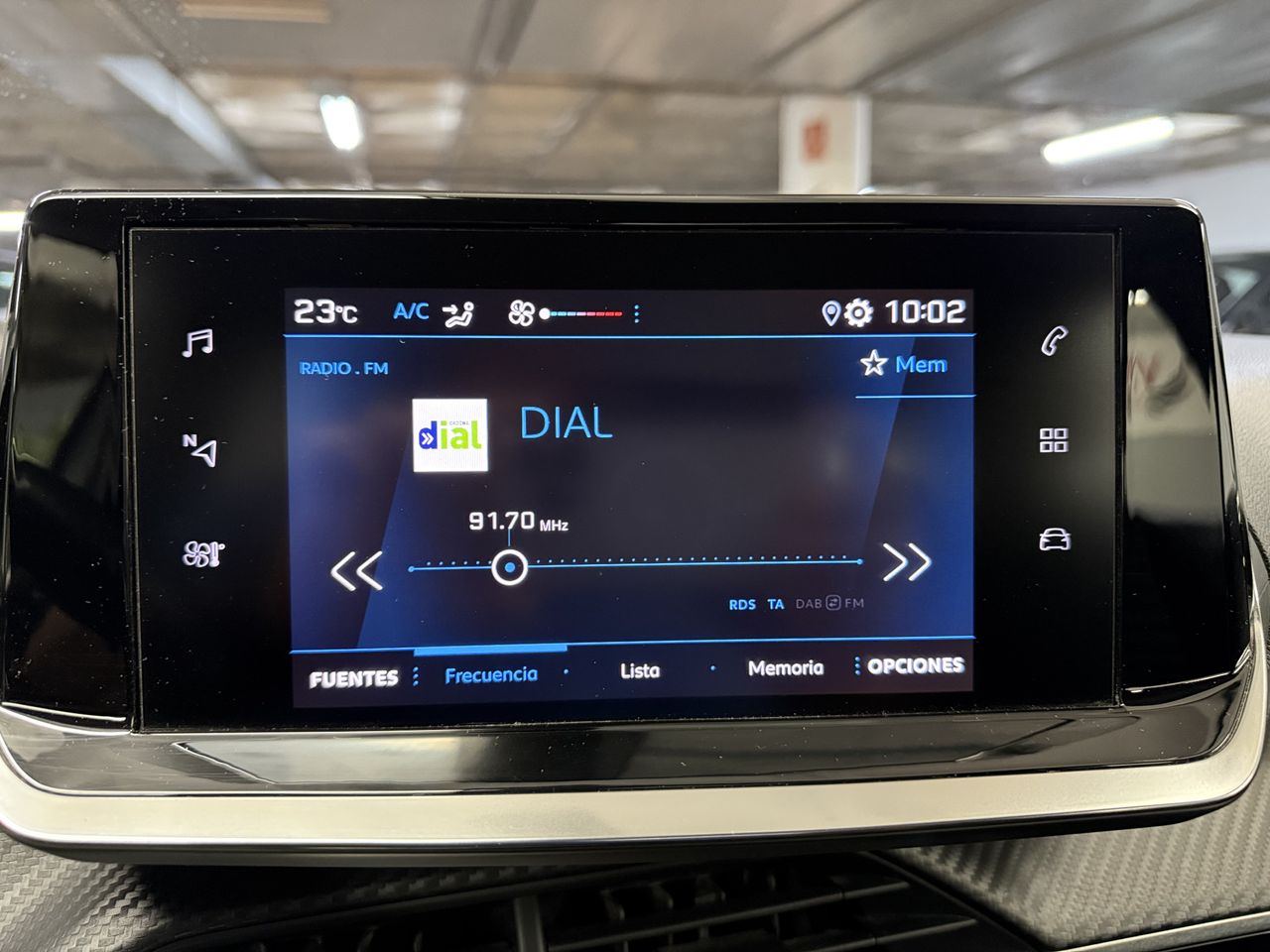 Peugeot 2008 Hdi  - Foto 13