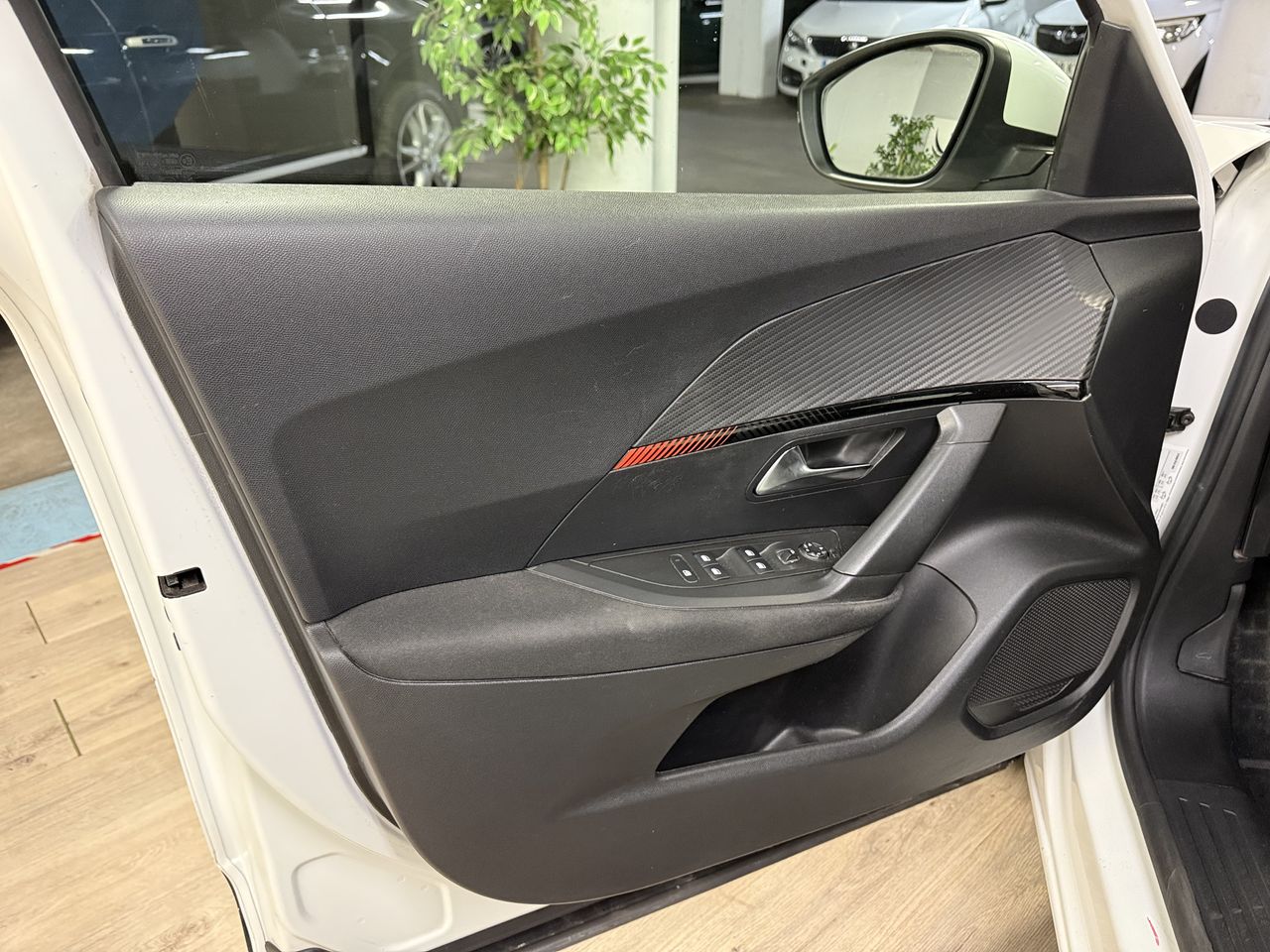 Peugeot 2008 Hdi  - Foto 12