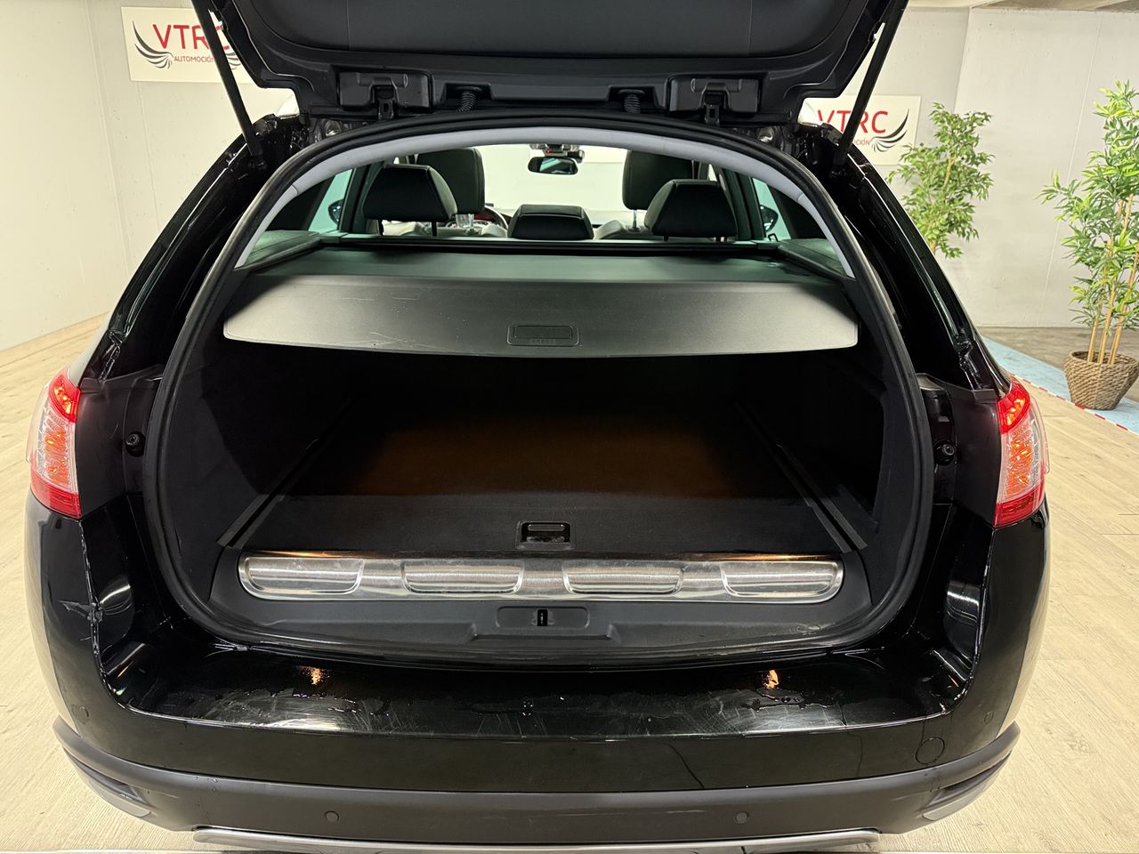 Peugeot 508 RXH 2.0 HDi HYbrid4 200 cv  - Foto 10