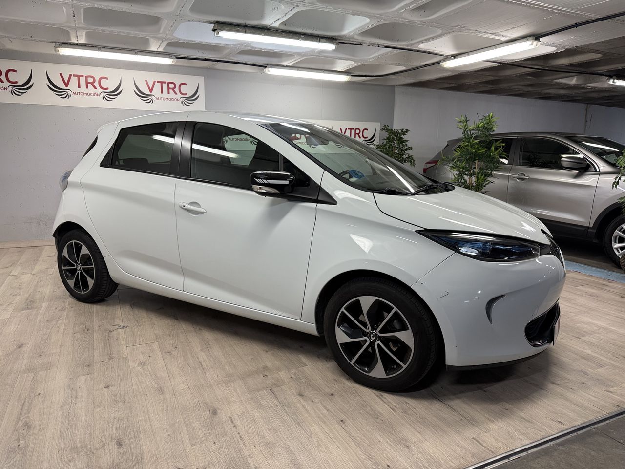 Renault Zoe Intens 40 R90 68kW, 68kW/92 PS, 5 Doors  - Foto 5