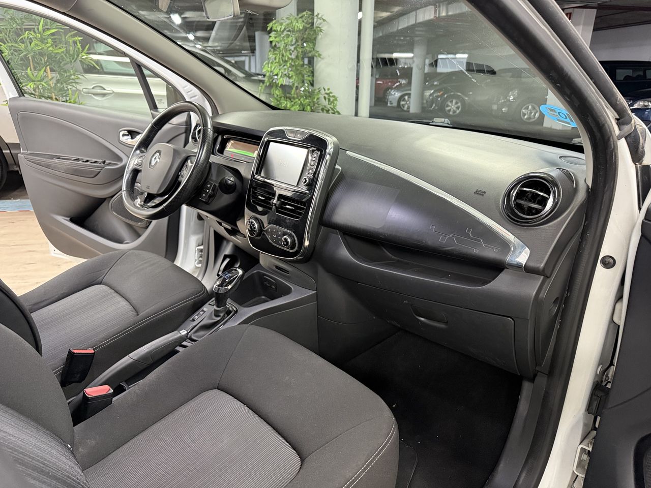 Renault Zoe Intens 40 R90 68kW, 68kW/92 PS, 5 Doors  - Foto 12