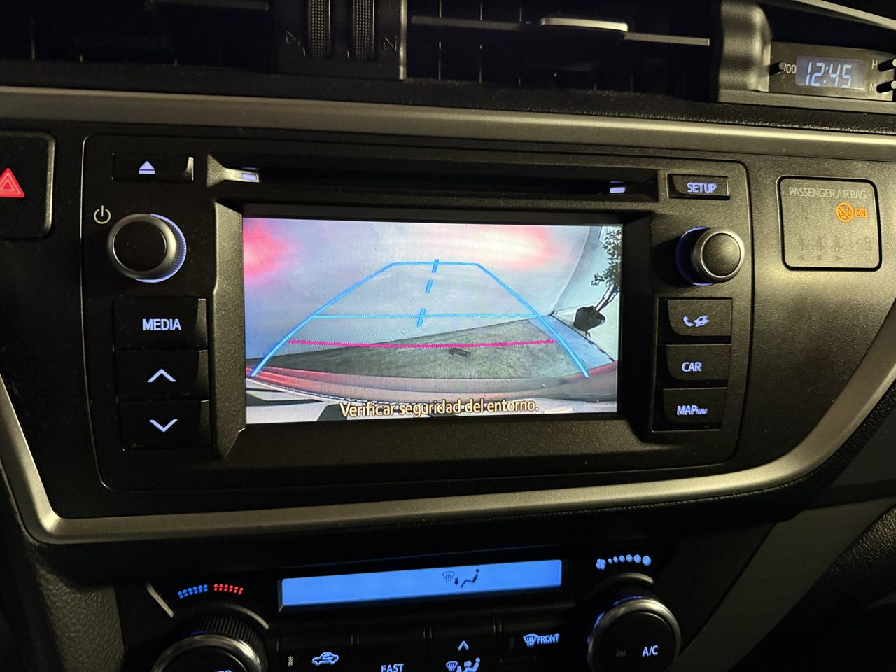 Toyota Auris Hybrid Advance  - Foto 21