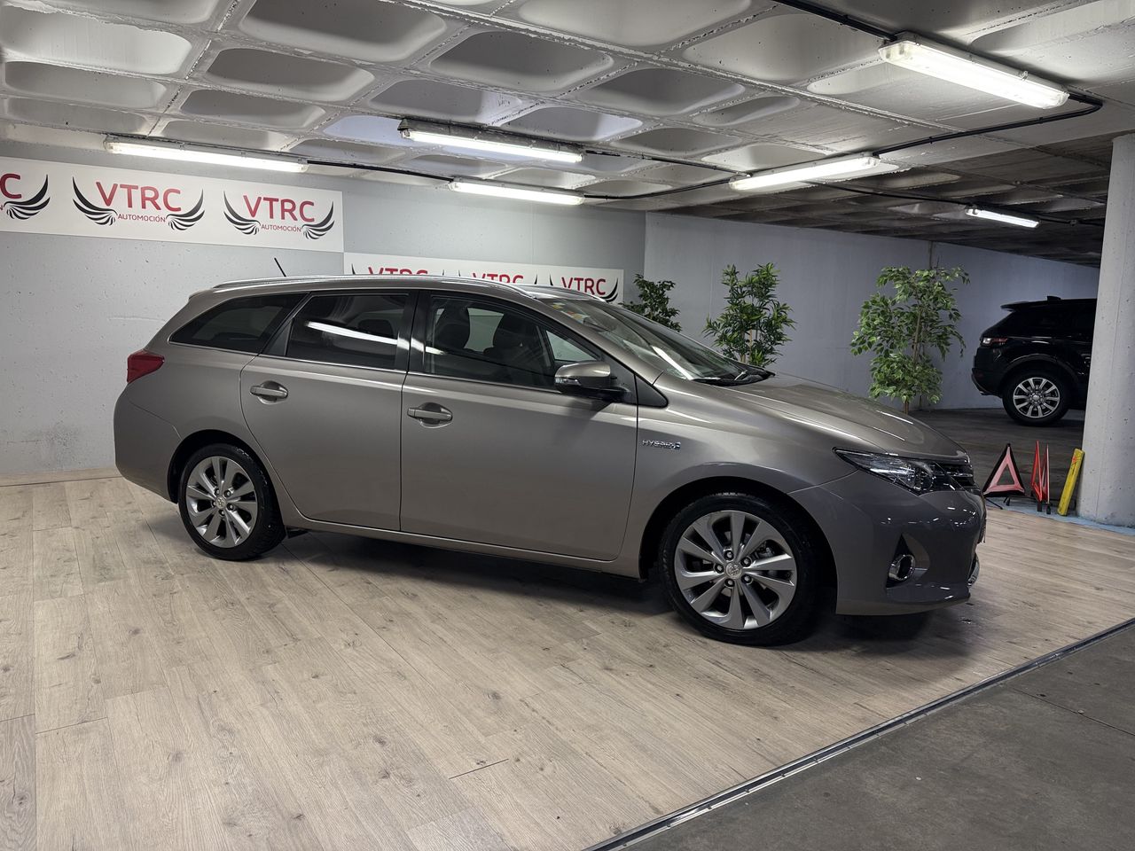 Toyota Auris Hybrid Advance  - Foto 4