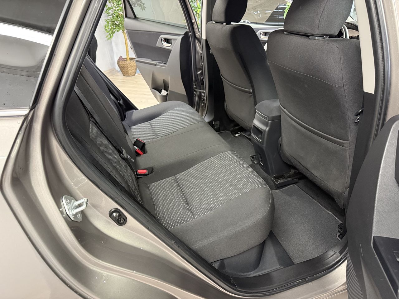 Toyota Auris Hybrid Advance  - Foto 13