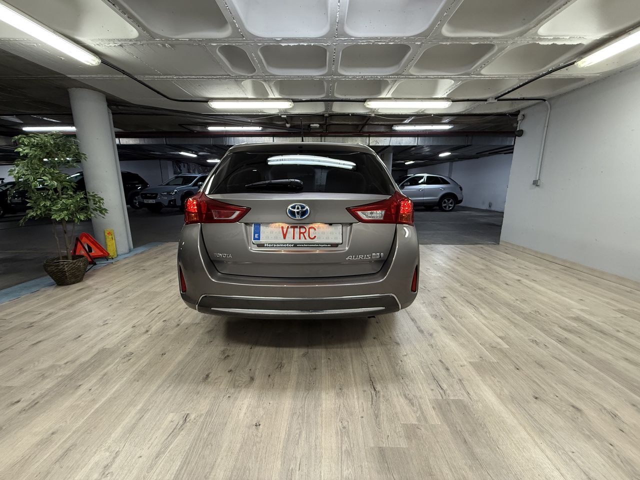 Toyota Auris Hybrid Advance  - Foto 19