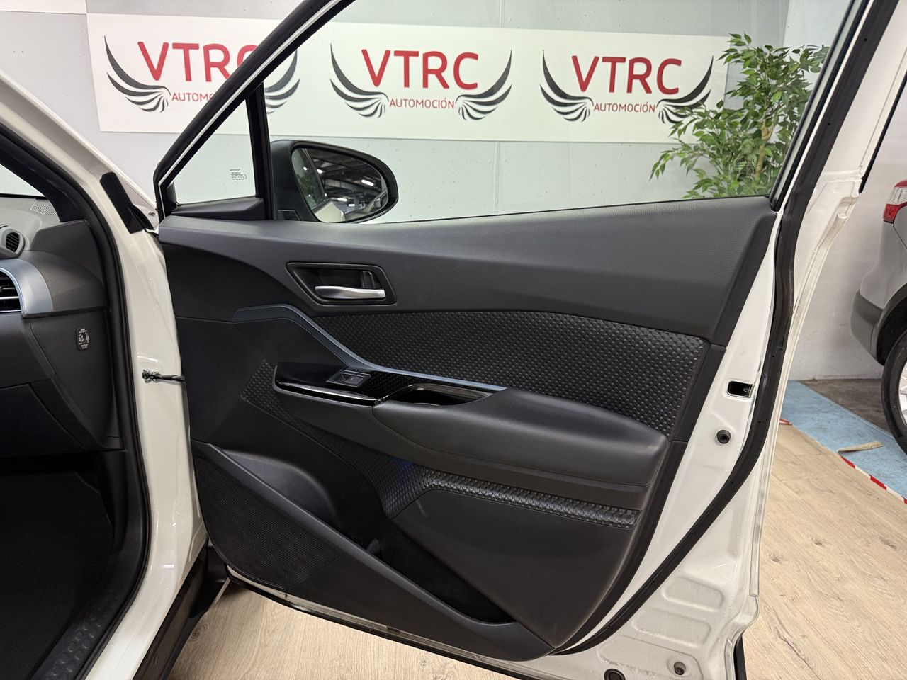 Toyota C-HR 2.0 180H Advance  - Foto 13