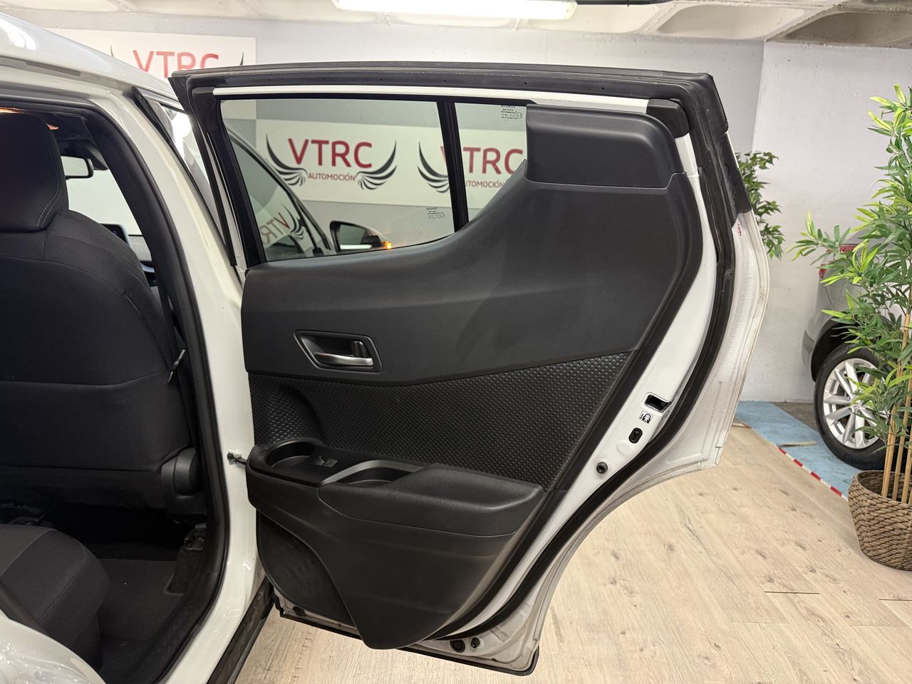 Toyota C-HR 2.0 180H Advance  - Foto 15