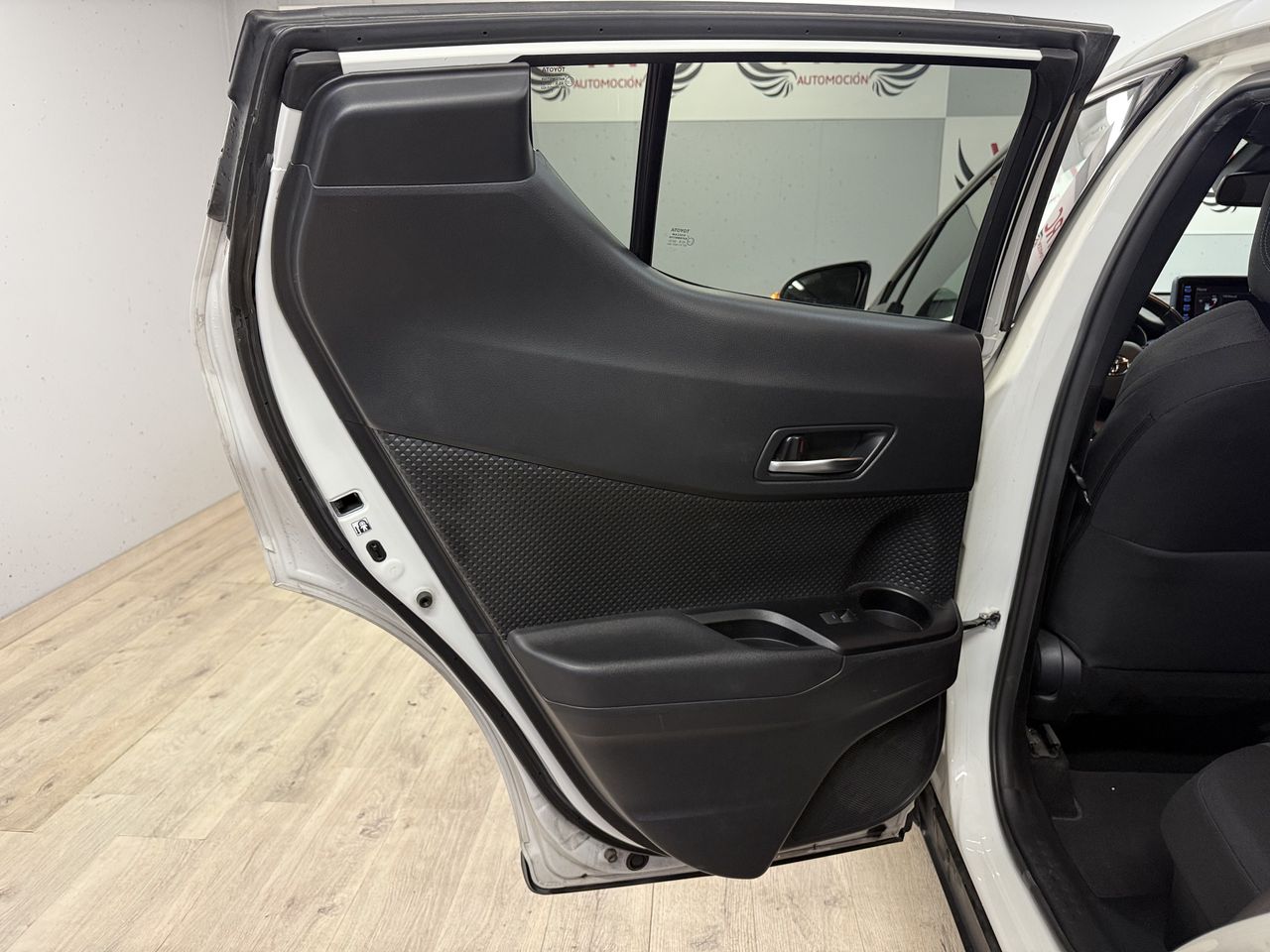 Toyota C-HR 2.0 180H Advance  - Foto 20