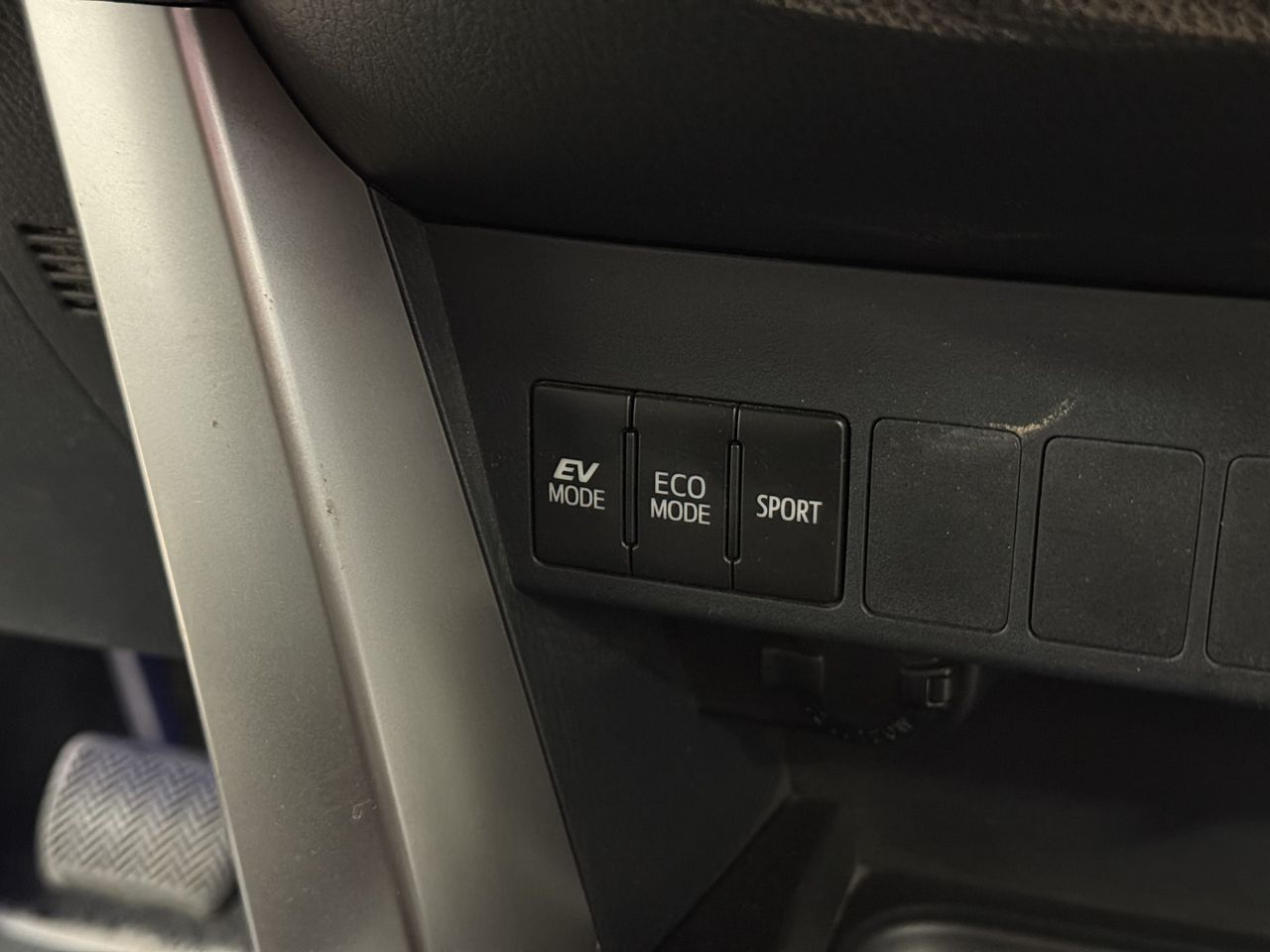 Toyota Rav4 Hybrid 4WD E-CVT  - Foto 15