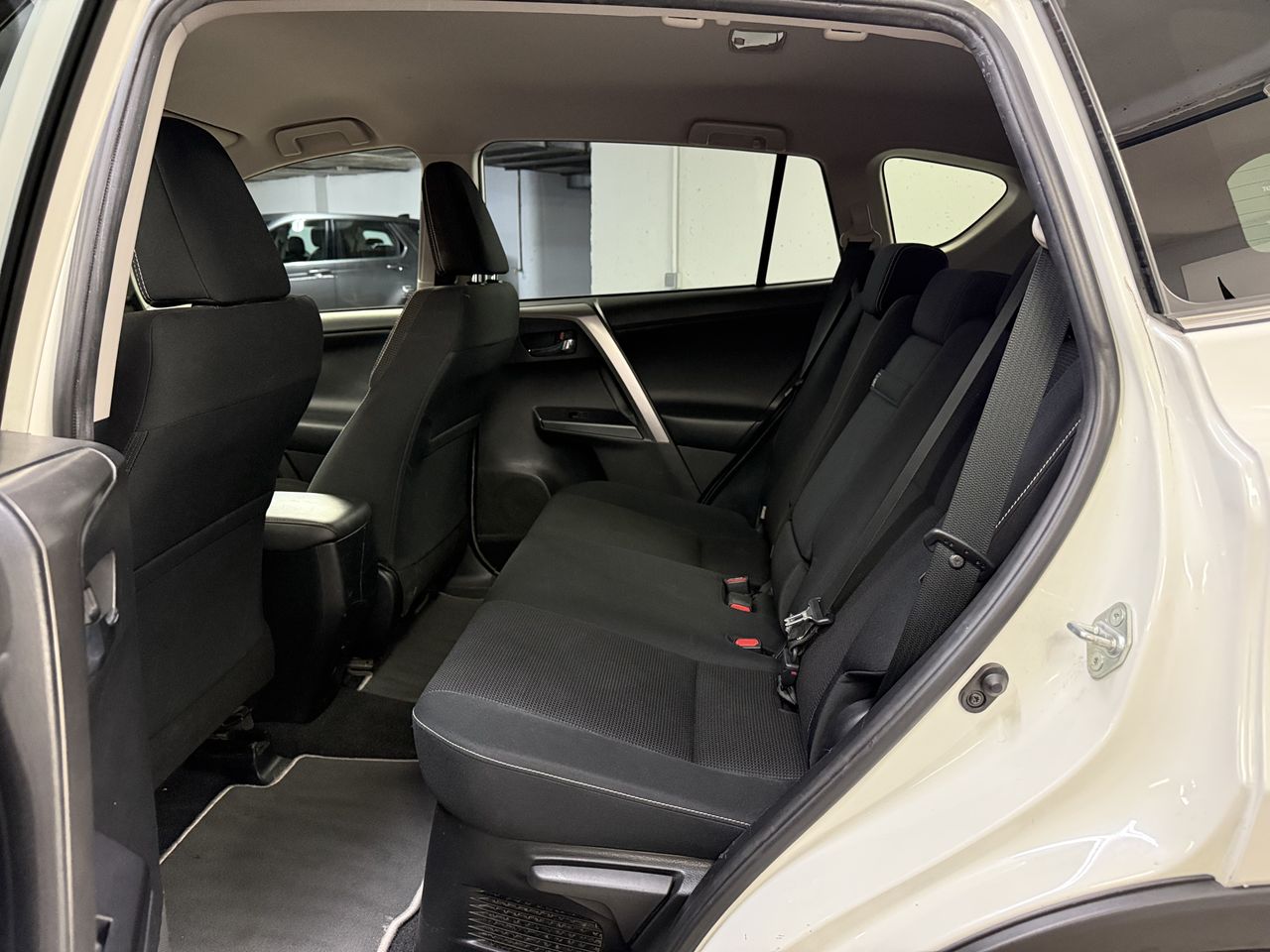 Toyota Rav4 Hybrid 4WD E-CVT  - Foto 9