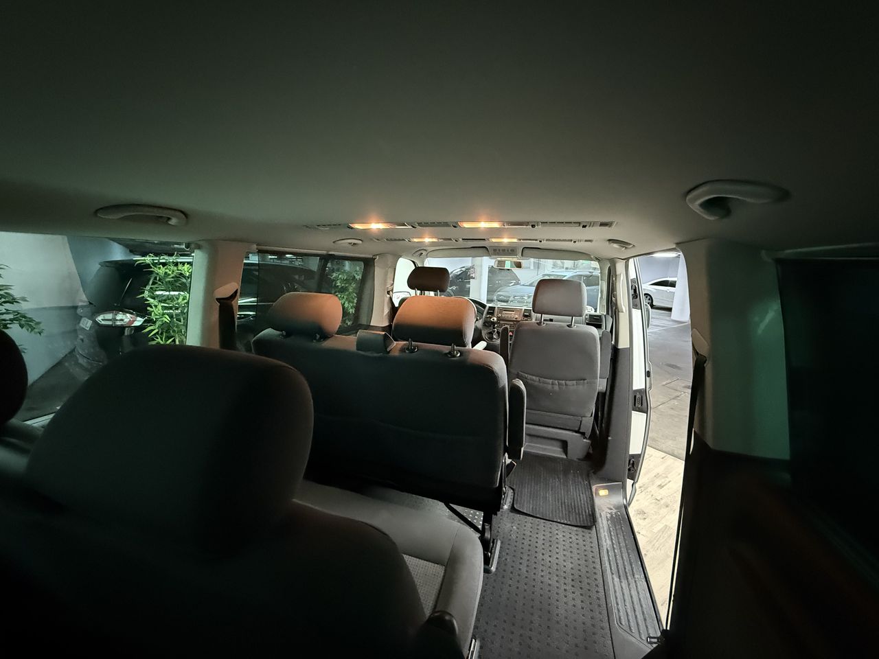 Volkswagen Caravelle 4Motion  - Foto 11