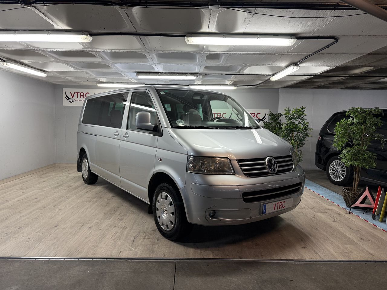 volkswagen caravelle 2009 /