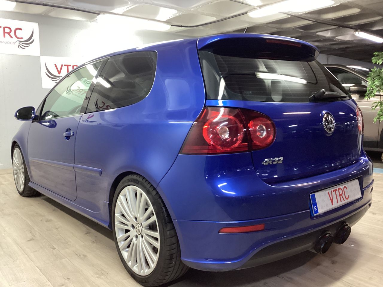 Volkswagen Golf R32 3.2 4MOTION  - Foto 30