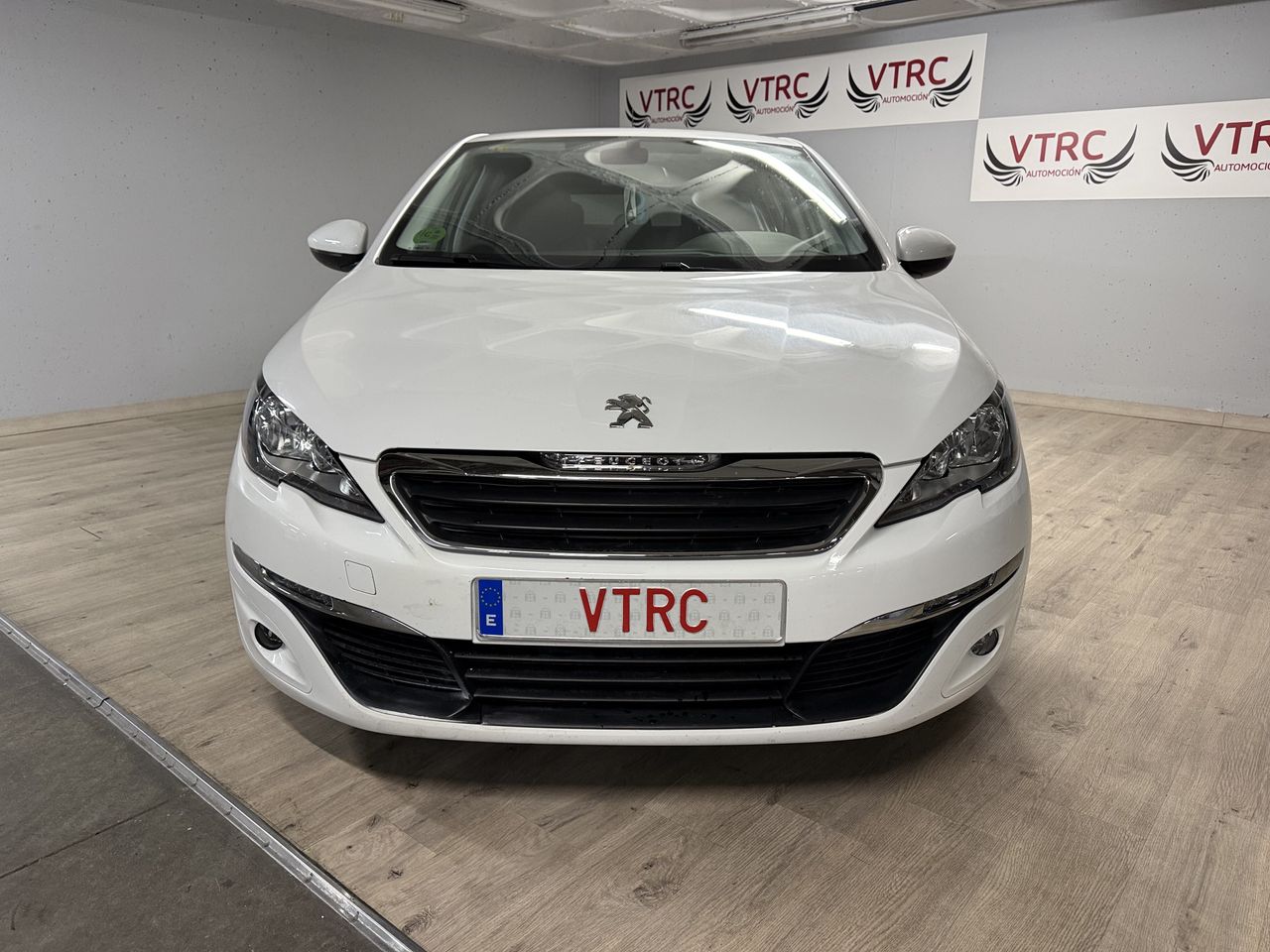 Peugeot 308 1.2 l  - Foto 7
