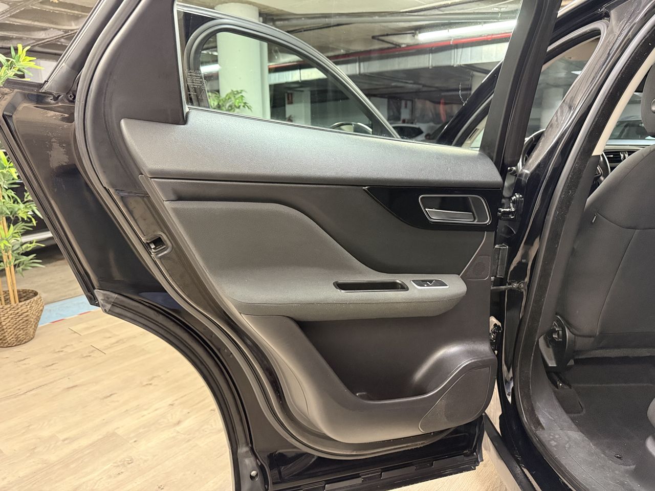 Jaguar F-Pace 2.0d AWD 16V  - Foto 13