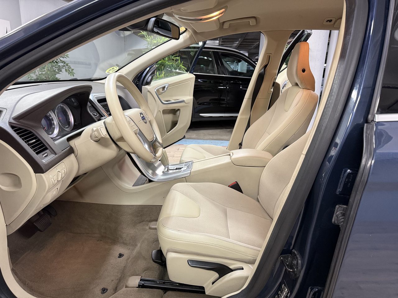 Volvo XC60 D3  MOMENTUM  - Foto 13