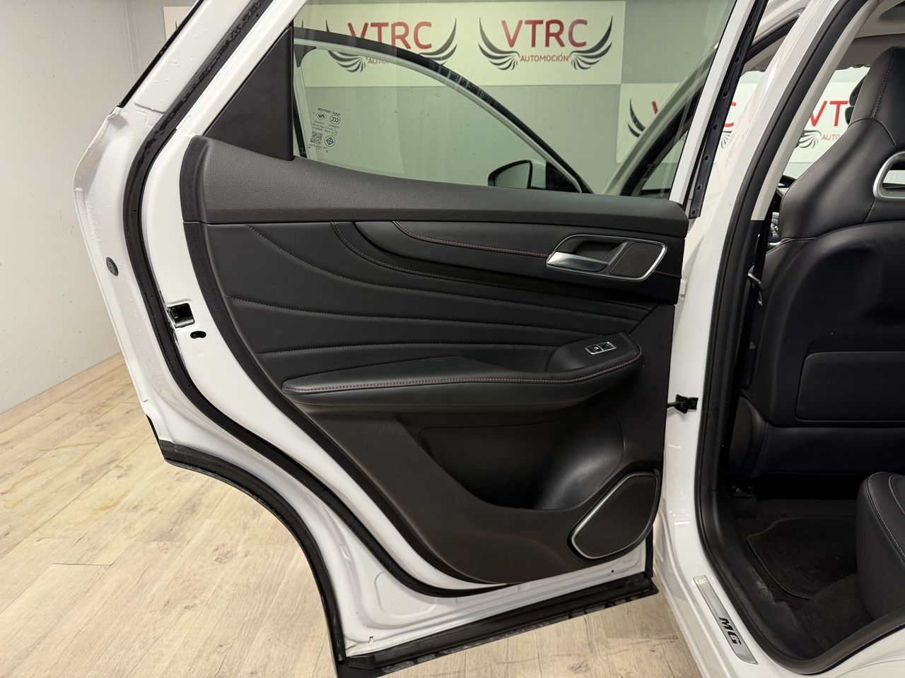 MG eHS 1.5TGDI PHEV Luxury  - Foto 21