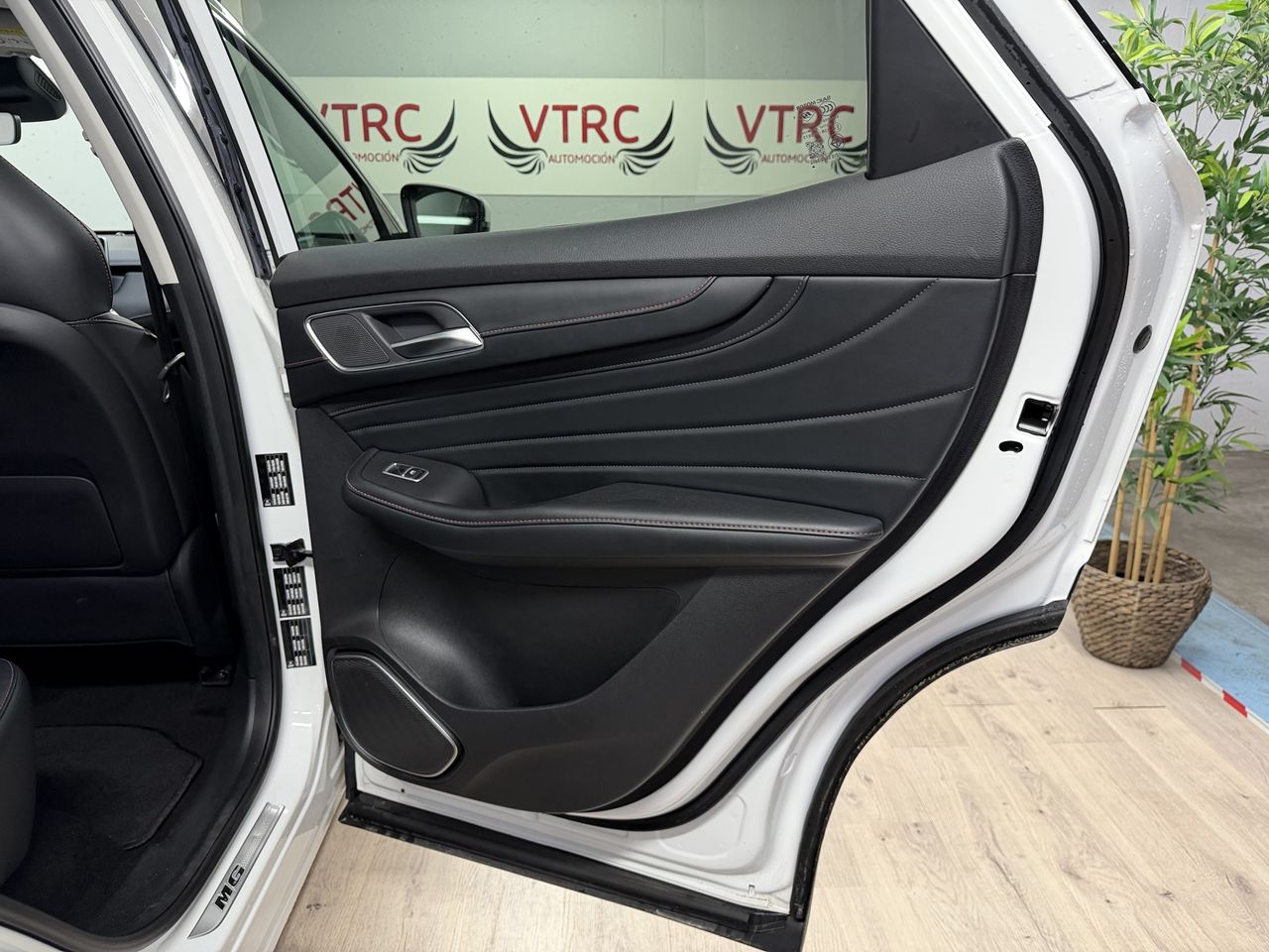 MG eHS 1.5TGDI PHEV Luxury  - Foto 22