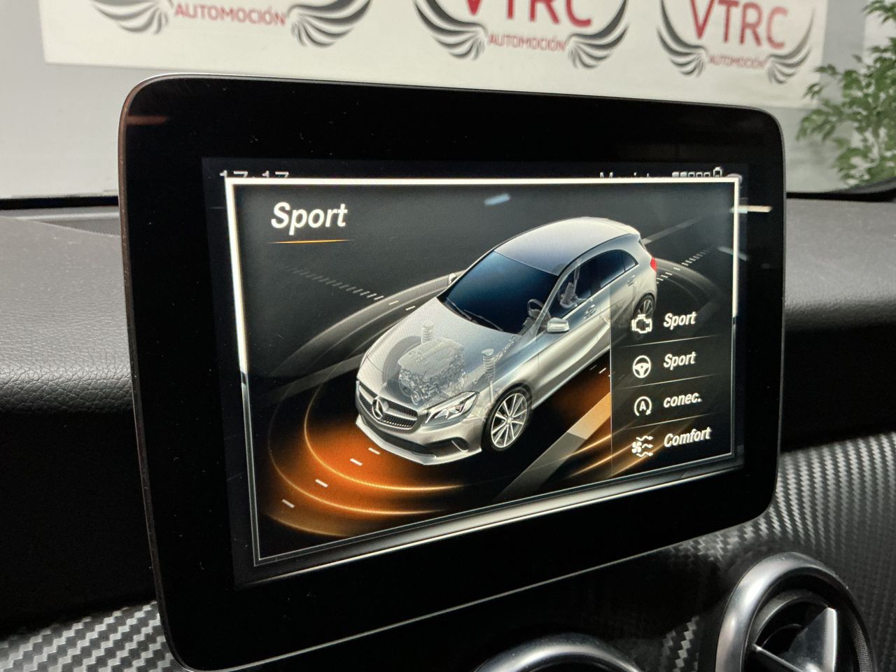 Mercedes Clase A 200CDi AMG  - Foto 46