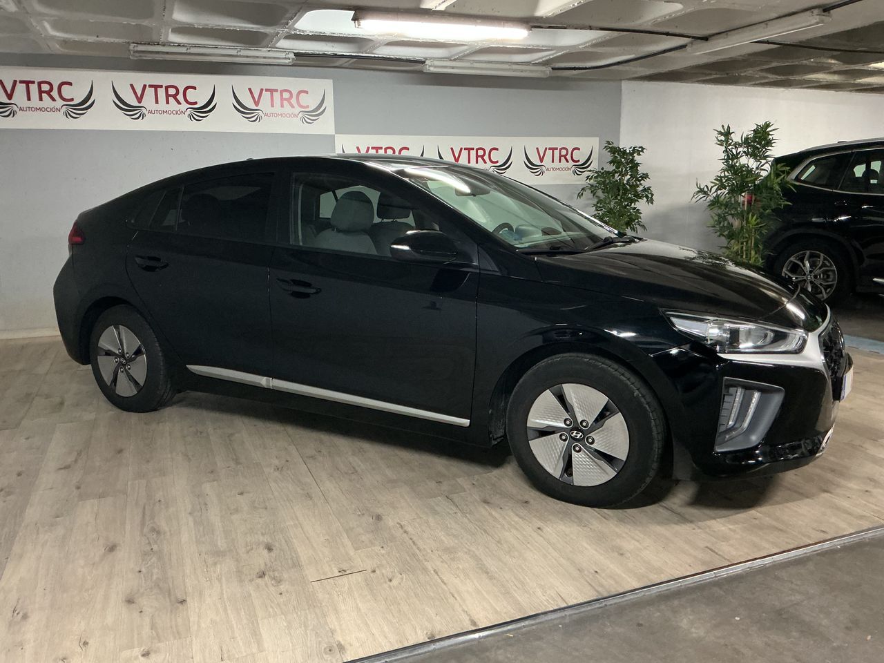 Hyundai IONIQ Híbrido 1.6 GDI 104 kW (141 CV) DCT Klass - Foto 6