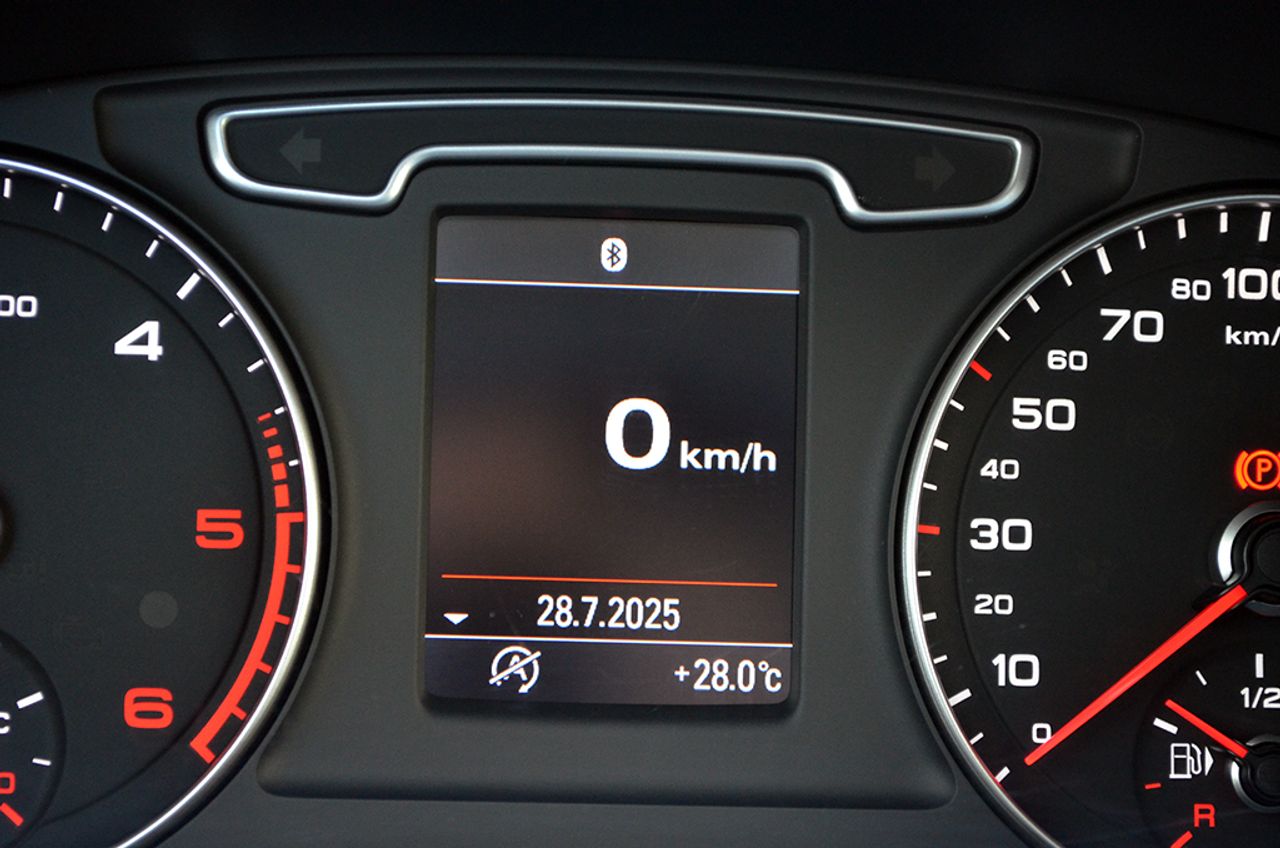 Audi Q3 2.0 Tdi 140cv Ambition  - Foto 25