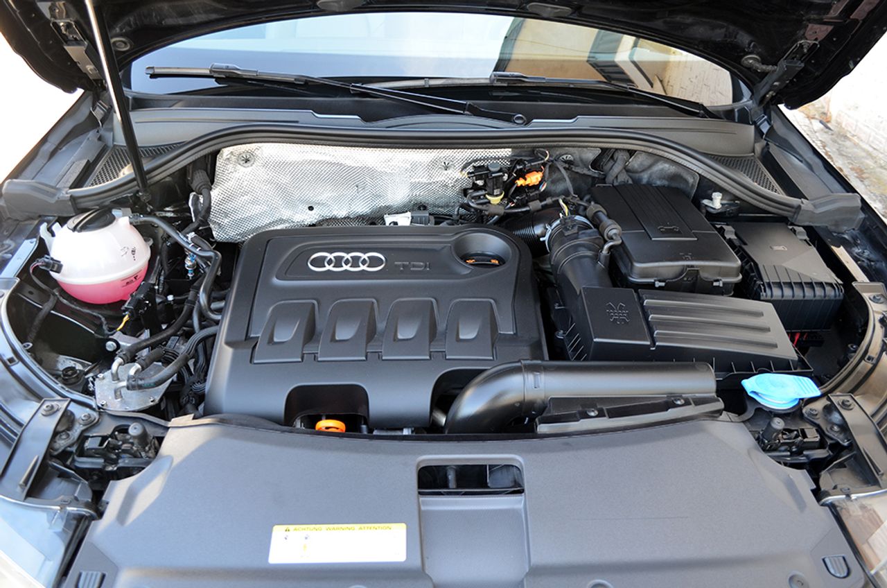 Audi Q3 2.0 Tdi 140cv Ambition  - Foto 45