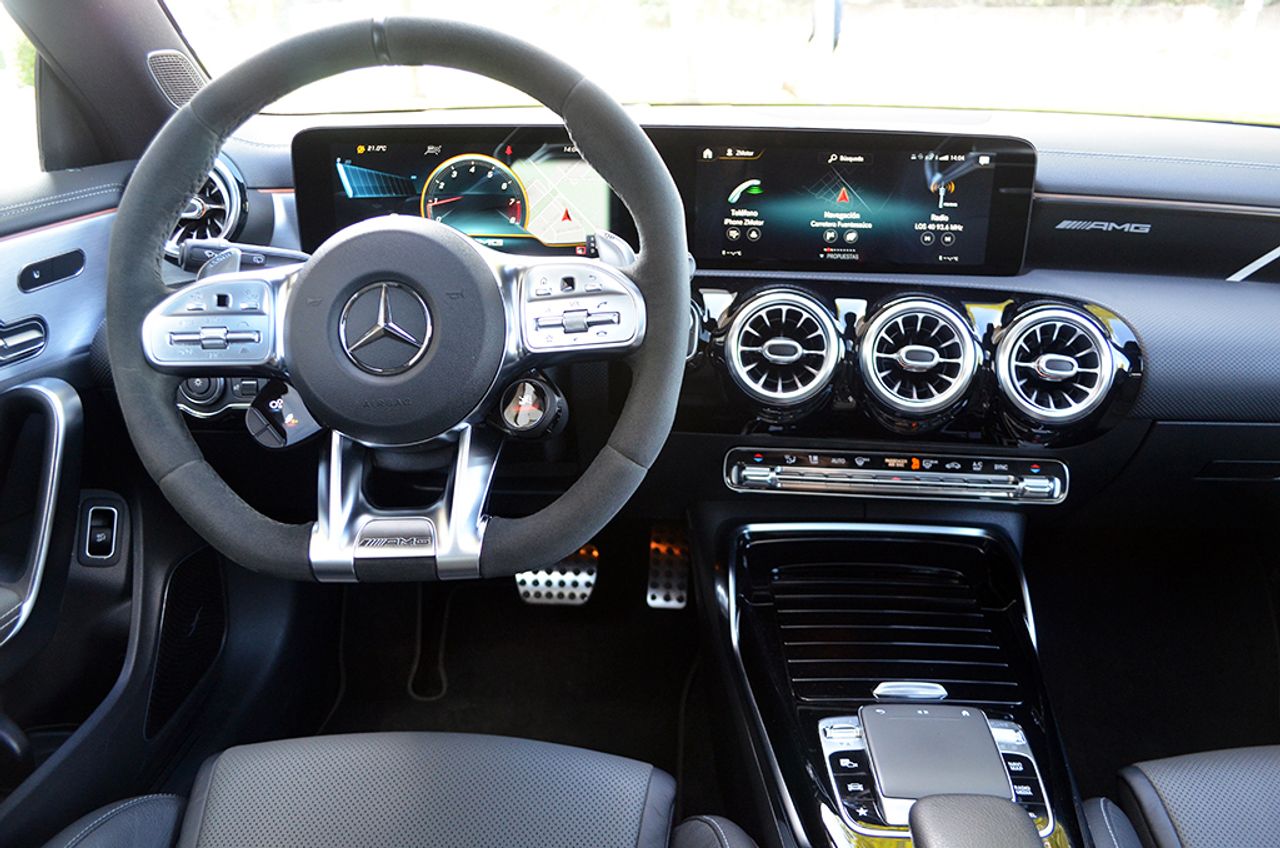 Mercedes CLA AMG 45 S 8G-DCT 4Matic+ 422cv  - Foto 14