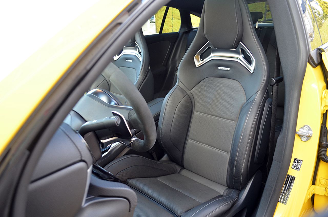 Mercedes CLA AMG 45 S 8G-DCT 4Matic+ 422cv  - Foto 116