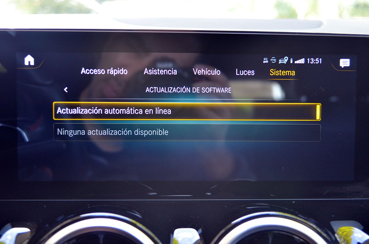 Mercedes Clase B 200d 8G-DCT 150cv AMG  - Foto 81