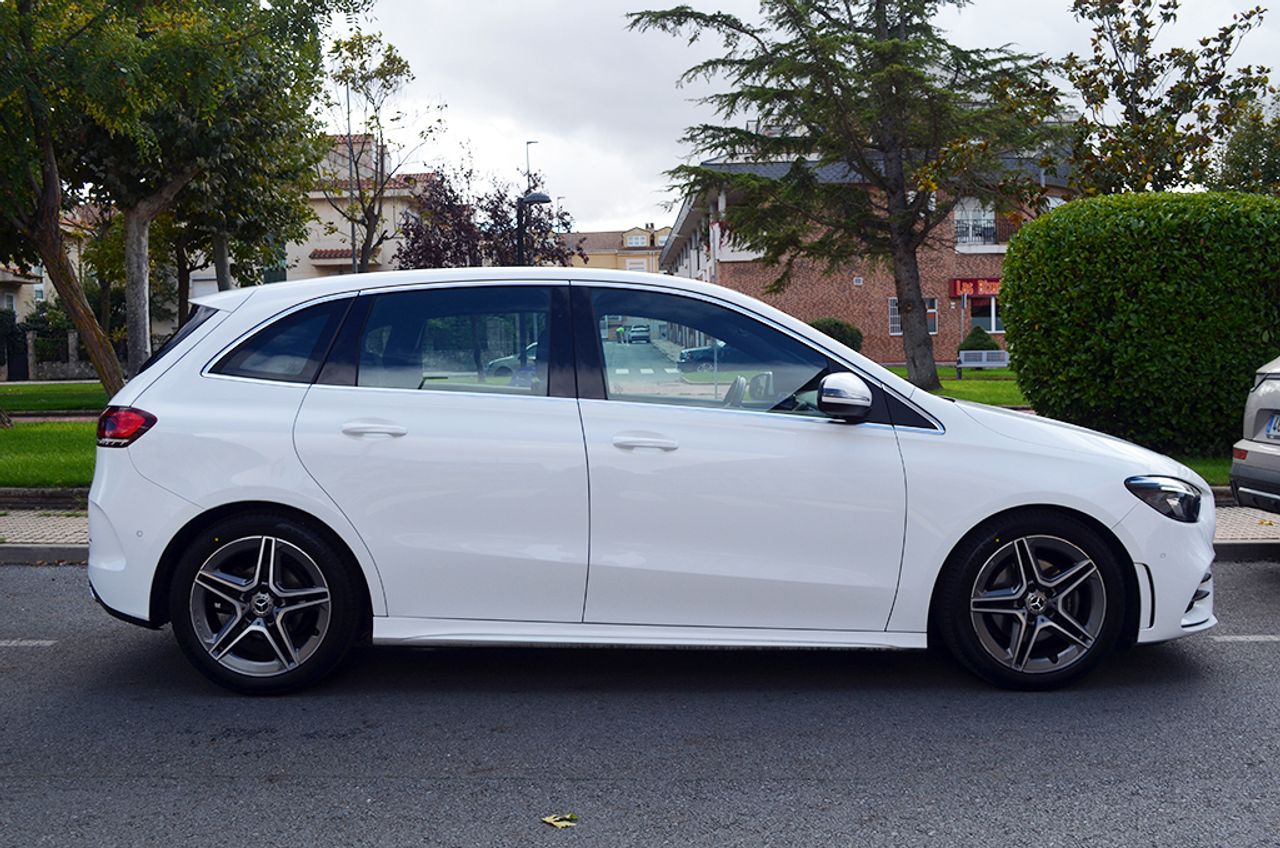 Mercedes Clase B 200d 8G-DCT 150cv AMG  - Foto 5