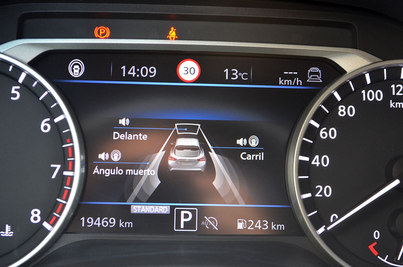 Nissan Juke 1.0 DIG-T 117cv DCT N-Design Active Bitono  - Foto 51