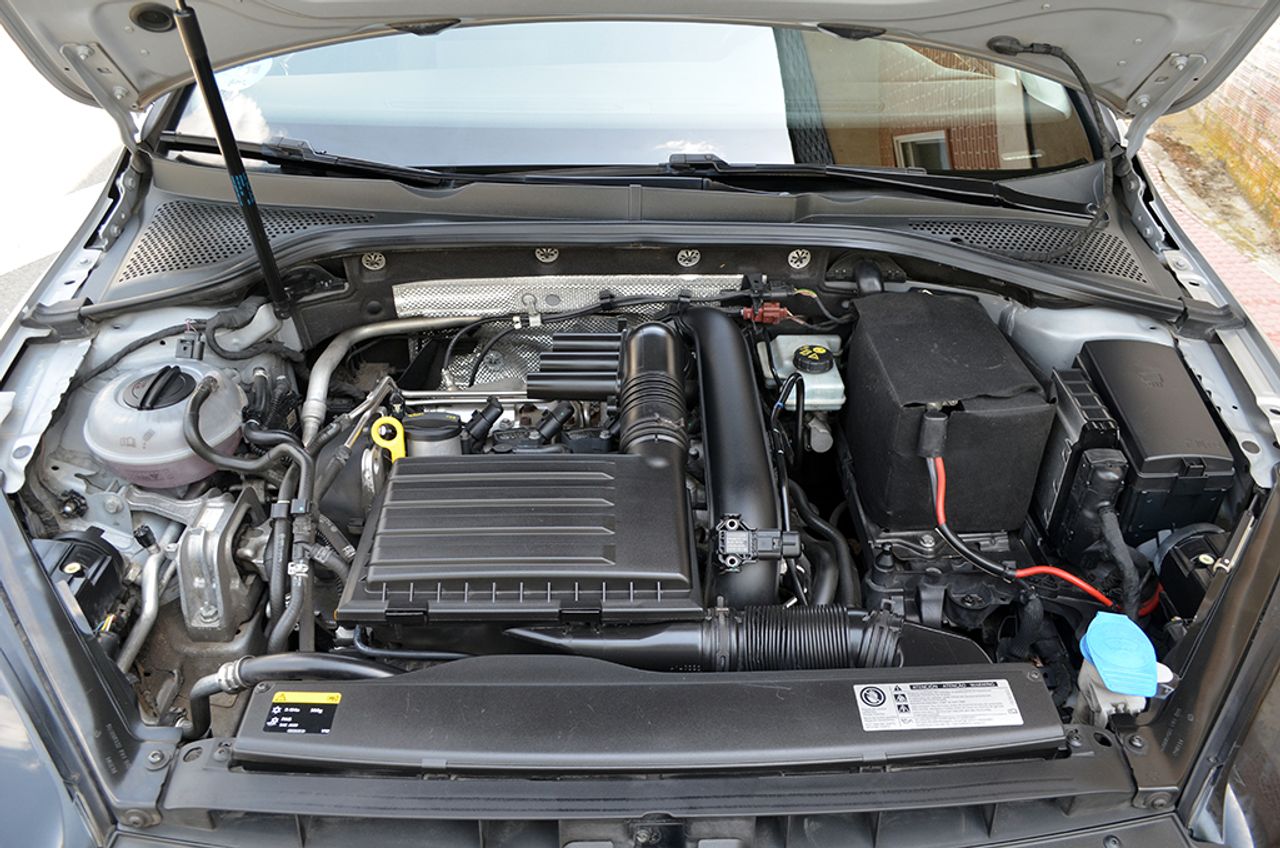 Volkswagen Golf 1.2 Tsi 105cv Edition  - Foto 43