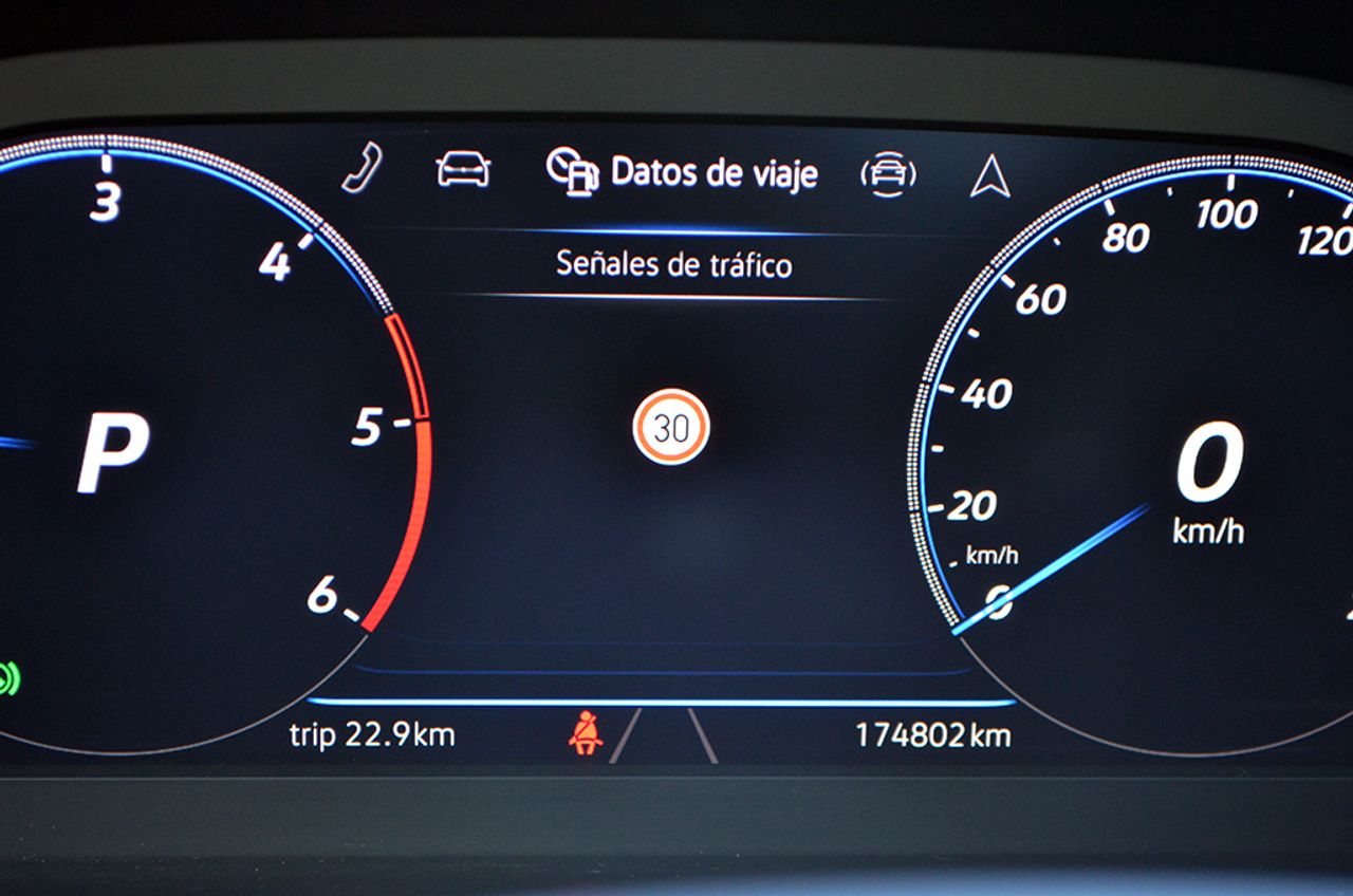 Volkswagen Passat Variant 2.0 Tdi 190cv DSG R-Line  - Foto 31