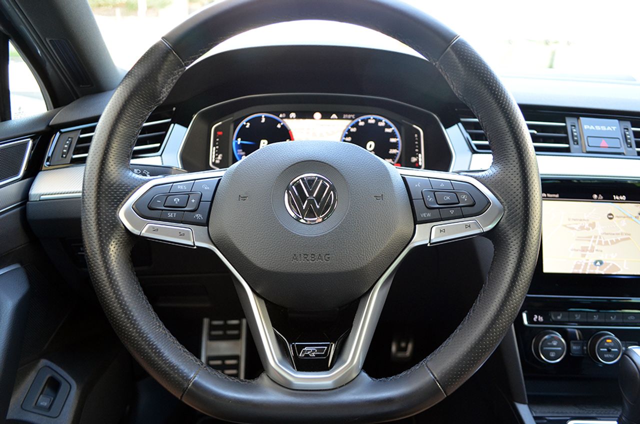 Volkswagen Passat Variant 2.0 Tdi 190cv DSG R-Line  - Foto 18