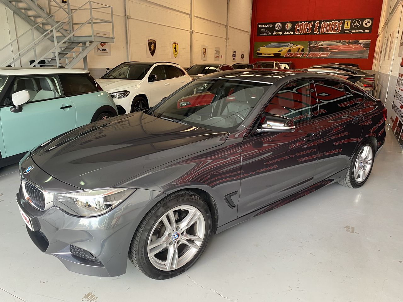 BMW Serie 3 Gran Turismo 318 M PAKET  - Foto 8